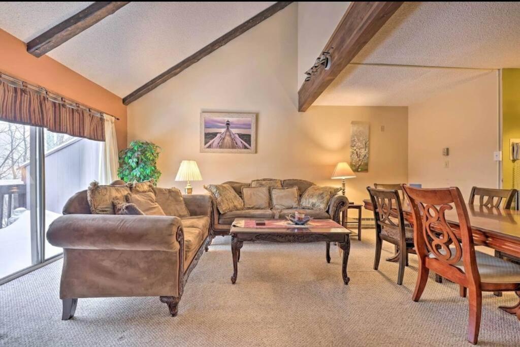 Appartamento Ian'S Camelback House Tannersville Esterno foto